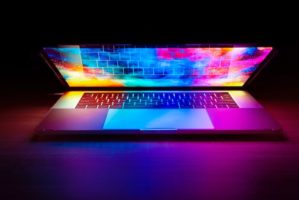 Waarom een refurbished laptop aanschaffen als je ook nieuw kan kopen?