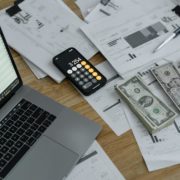 Salarisadministratie in het mkb: hoe regel je dat zonder gedoe?